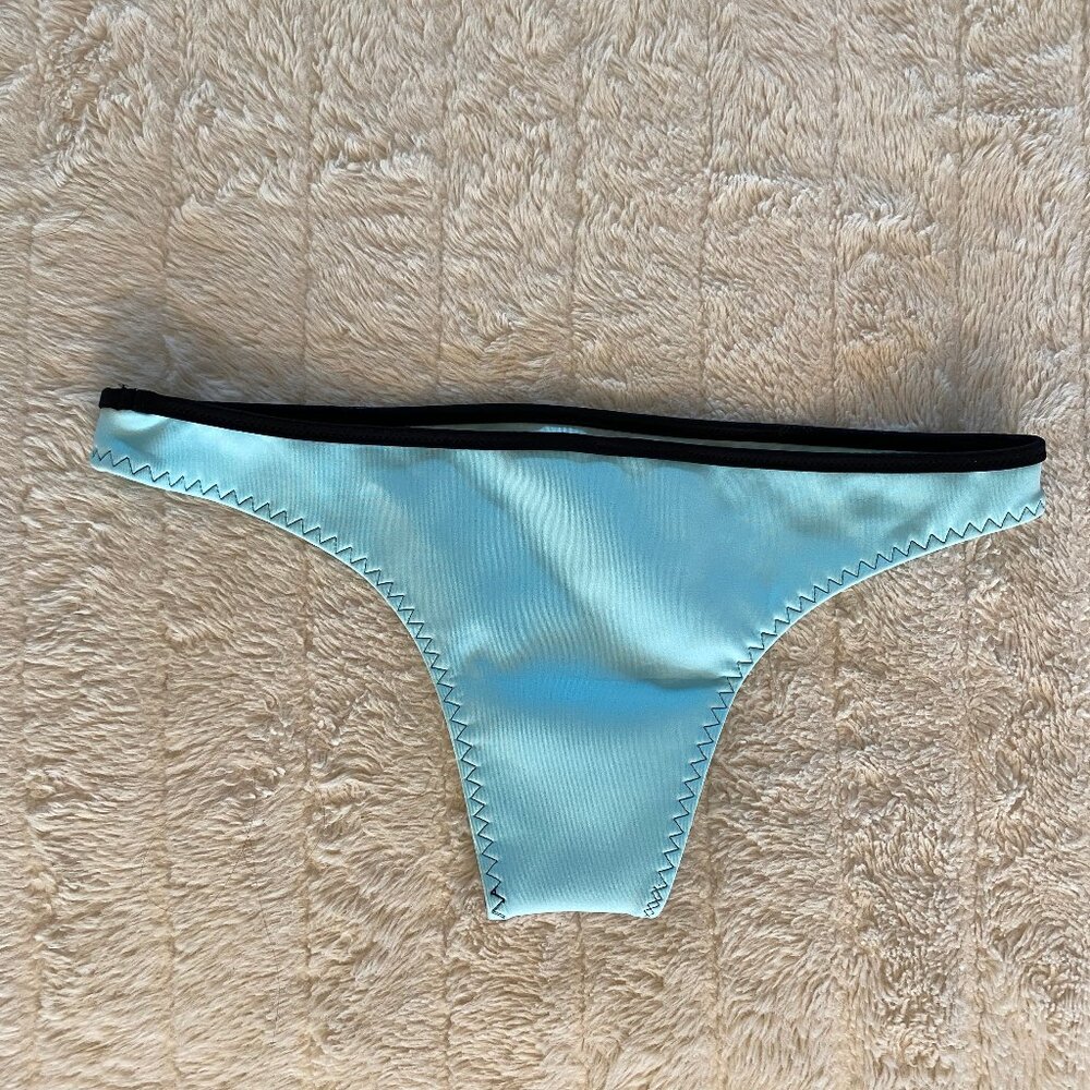 NWOT, Victoria's Secret Bikini, Size S/P | 32B. - Picture 3 of 7